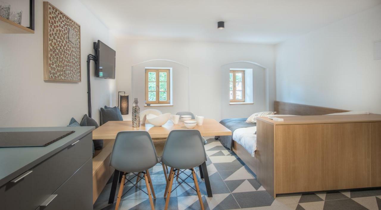 Stella Sky Apartment Любляна Екстериор снимка