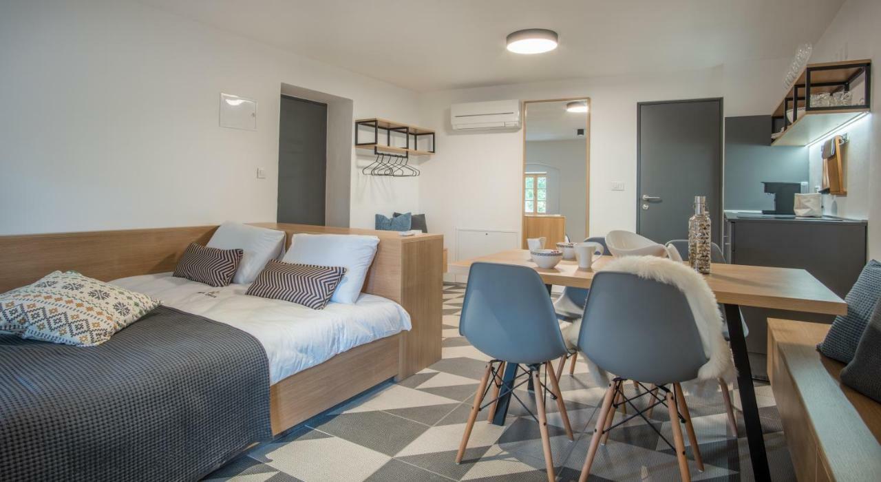Stella Sky Apartment Любляна Екстериор снимка