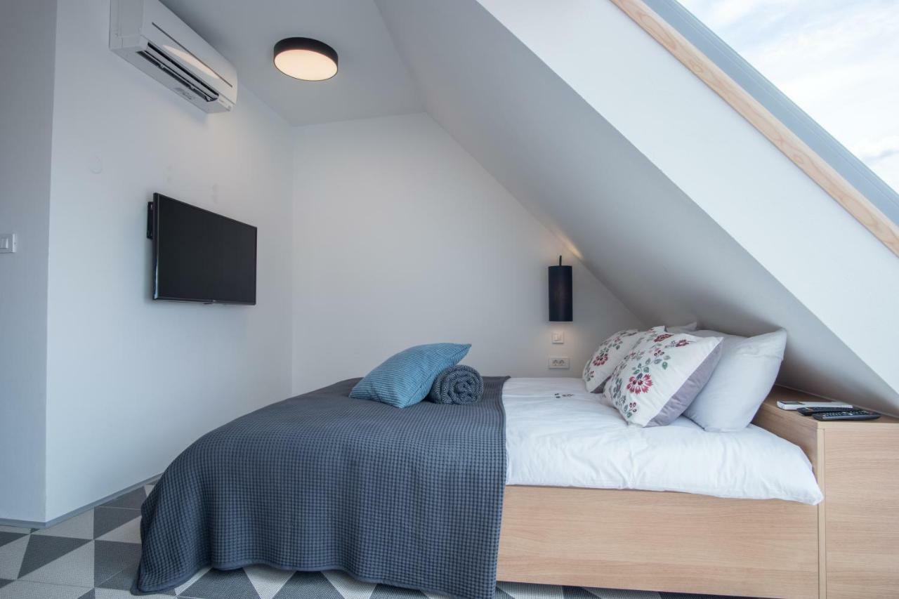 Stella Sky Apartment Любляна Екстериор снимка
